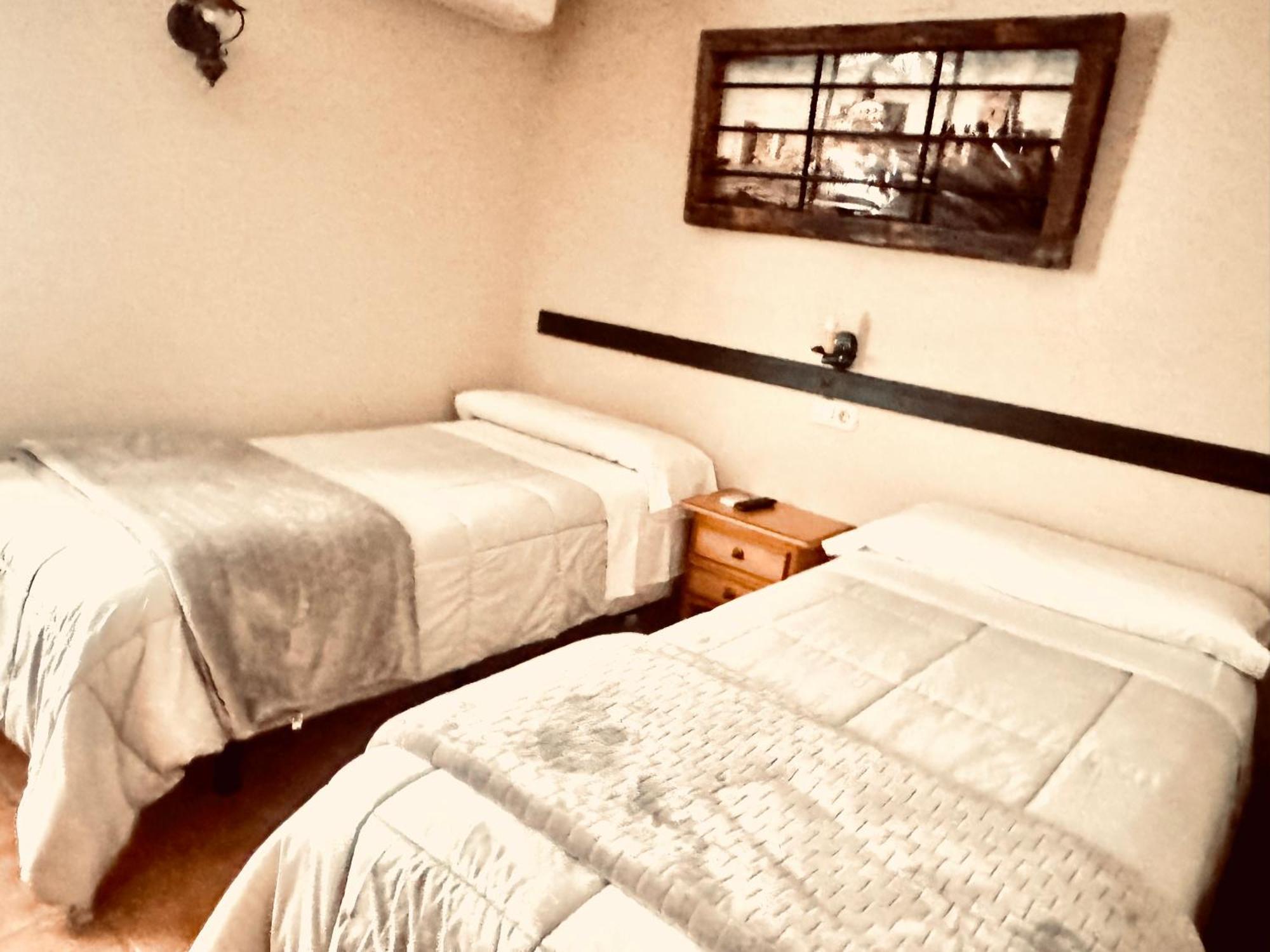 Hotel Hospederia Zacatin アルカラ・ラ・レアル エクステリア 写真