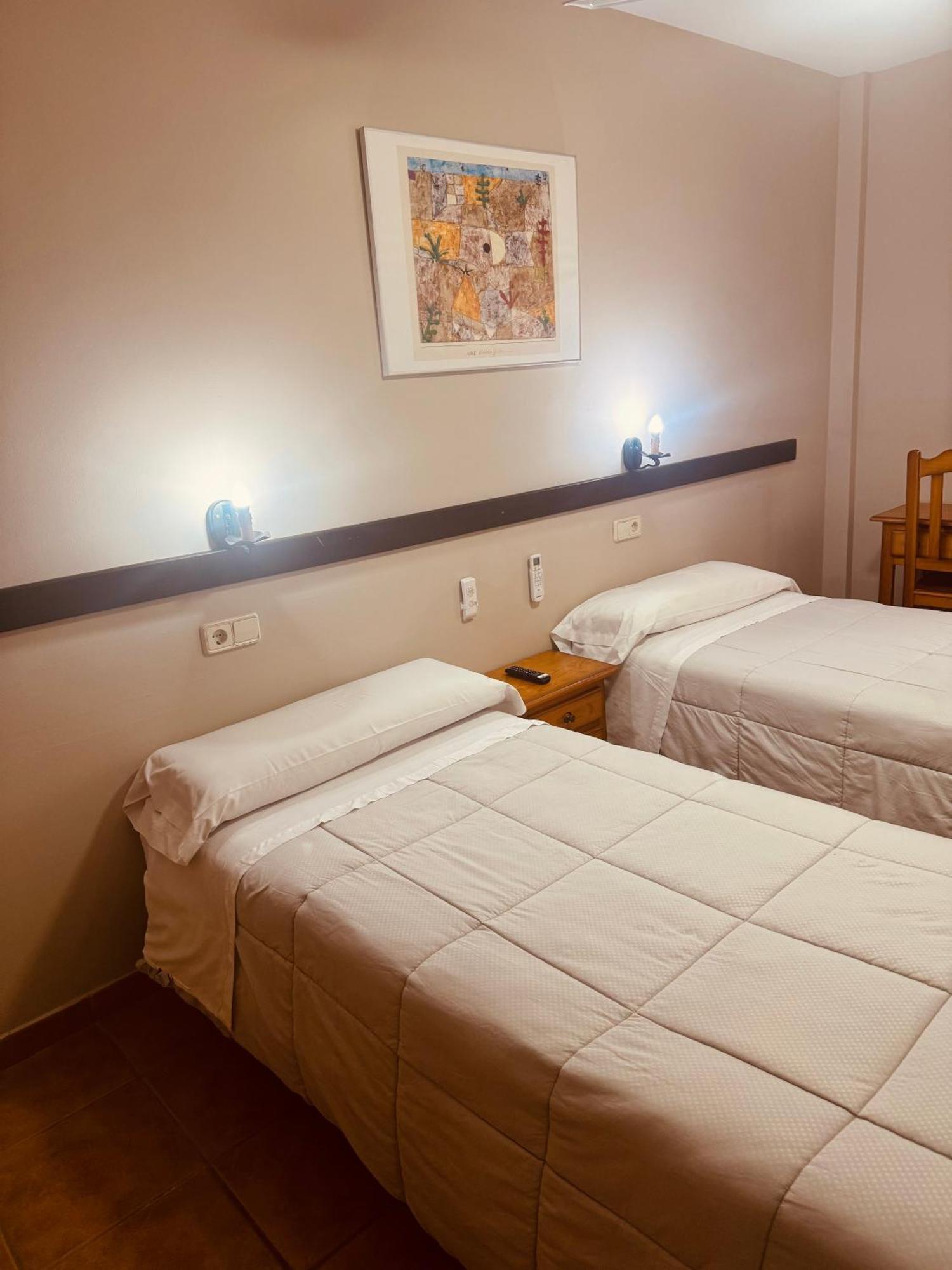 Hotel Hospederia Zacatin アルカラ・ラ・レアル エクステリア 写真