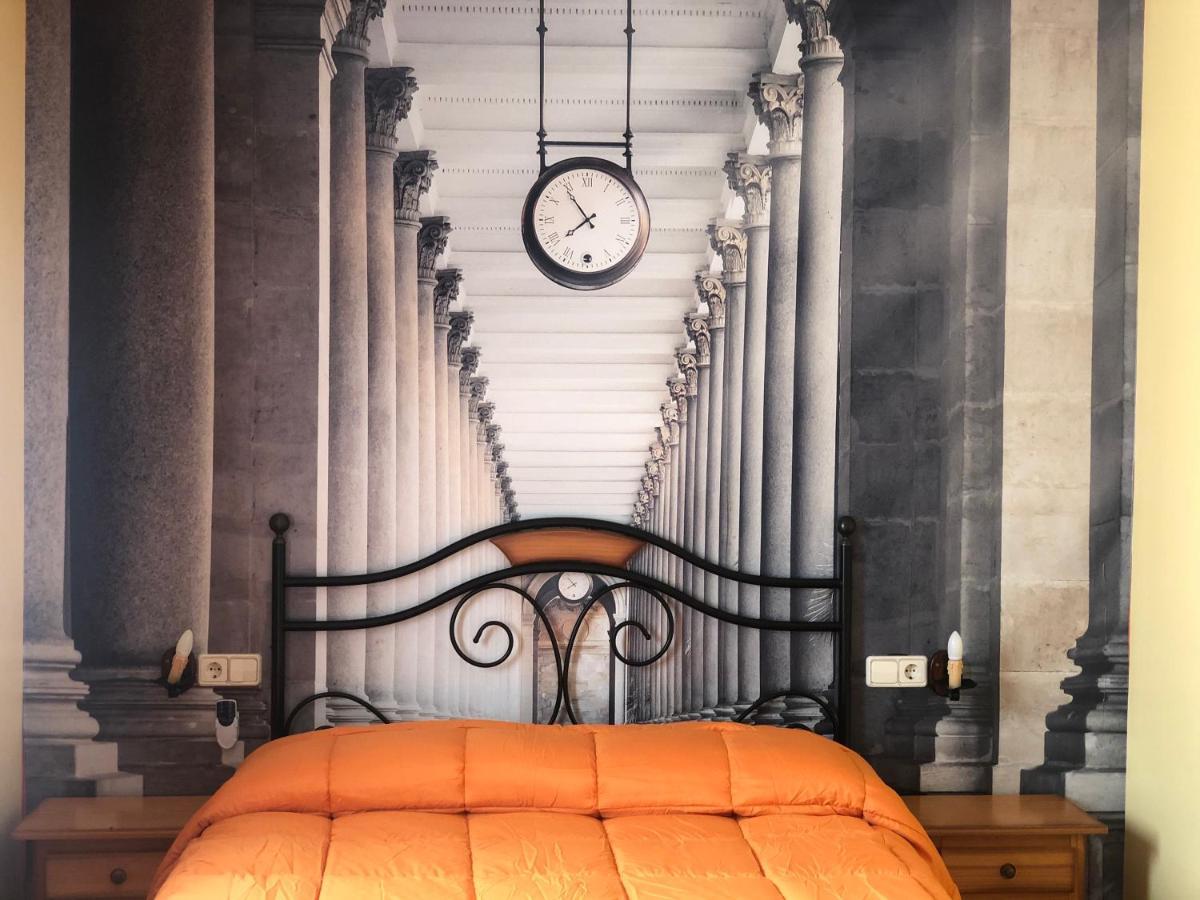 Hotel Hospederia Zacatin アルカラ・ラ・レアル エクステリア 写真